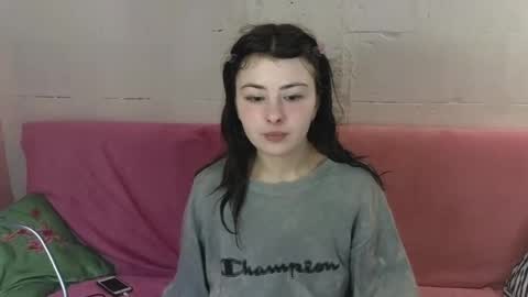 Snapshot of lama111111mama chatting on January 2025 12:20:02 AM I work 5PM to 9 PM EST New York online show from January 2025 12:20:02 AM