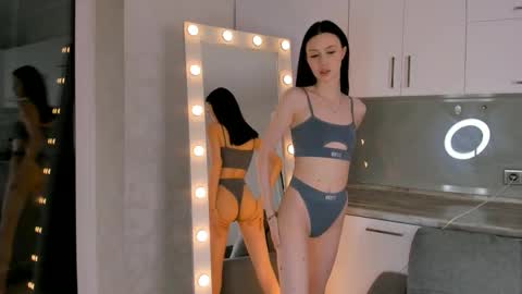 Snapshot of lama_walton chatting on October 2025 01:45:02 PM Lama online show from October 2025 01:45:02 PM