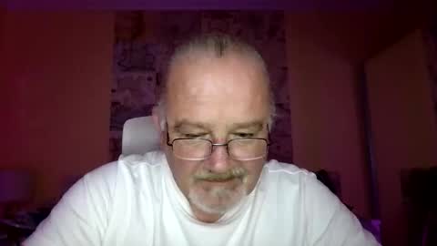 Snapshot of lamabama chatting on October 2025 09:57:01 PM lamabama online show from October 2025 09:57:01 PM