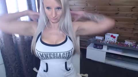 LaMadrina006 online show from February 2026 09:16:02 AM