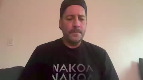 Snapshot of lampin1 chatting on November 2025 05:44:02 PM lampin1 online show from November 2025 05:44:02 PM