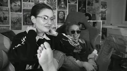 just call me Lana  and her security online show from January 2025 11:46:01 AM