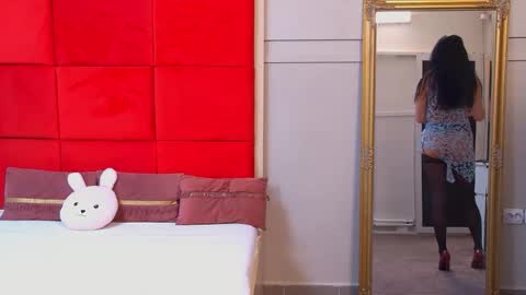 Snapshot of lana_banner chatting on November 2025 07:19:02 AM LanaBanner online show from November 2025 07:19:02 AM