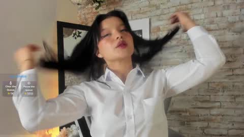  Lana  online show from February 2025 11:51:02 AM