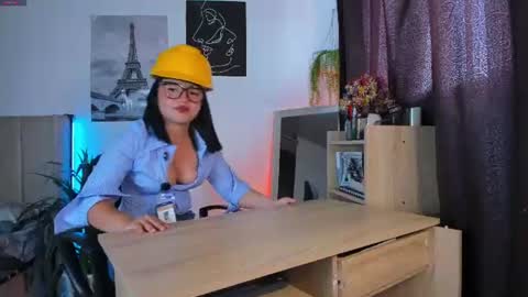 Snapshot of lana_beket_ chatting on June 2026 07:02:02 PM Lana online show from June 2026 07:02:02 PM