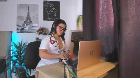 Snapshot of lana_beket_ chatting on June 2026 07:05:02 PM Lana online show from June 2026 07:05:02 PM