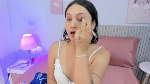 Lana online show from May 2026 08:17:01 PM