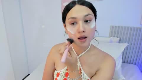 Lana online show from June 2026 07:59:01 PM