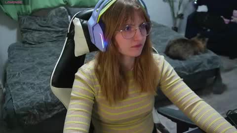 Kay online show from February 2025 08:04:02 PM