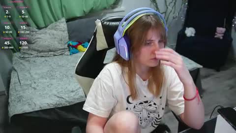 Kay online show from February 2025 08:09:01 PM