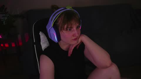 Kay online show from May 2026 06:49:01 PM