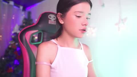 Snapshot of lana_dreams_ chatting on December 2025 12:48:01 AM Lana online show from December 2025 12:48:01 AM