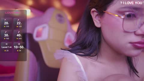 Snapshot of lana_dreams_ chatting on February 2026 02:05:01 AM Lana online show from February 2026 02:05:01 AM