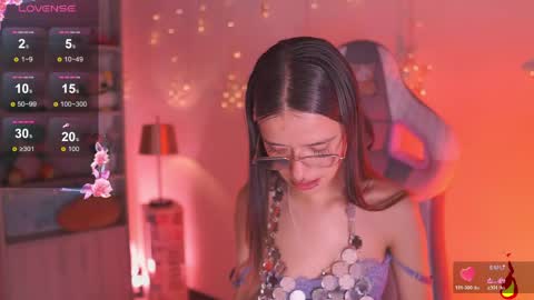 Lana online show from June 2026 01:33:01 AM