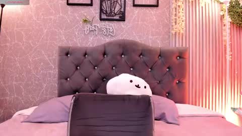 lana_gill online show from May 2026 07:21:01 PM