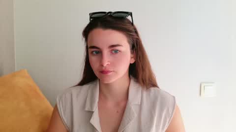 lana_gl online show from July 2026 06:38:02 AM