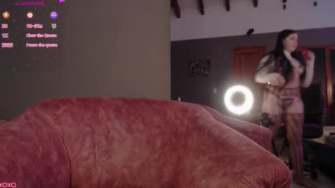 Angel  IG  online show from November 2025 12:31:02 AM