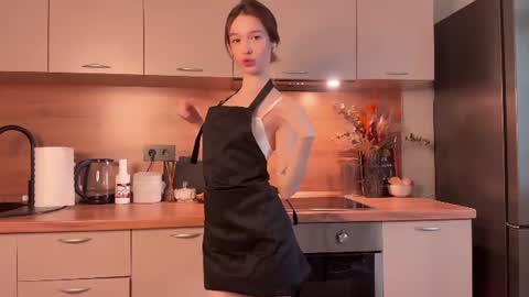 Cleo online show from June 2026 03:37:02 PM