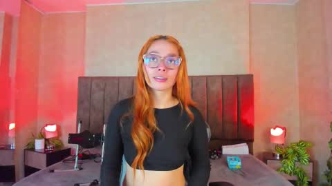 Lana online show from October 2025 06:16:02 AM