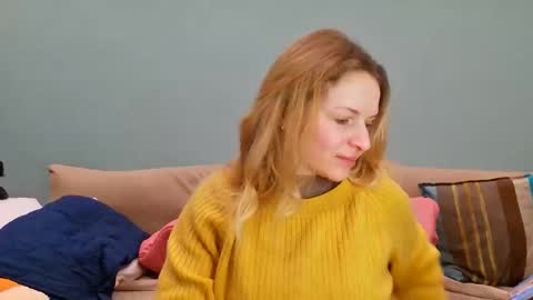 Snapshot of lanaangeldream chatting on October 2025 12:17:01 PM Lana online show from October 2025 12:17:01 PM