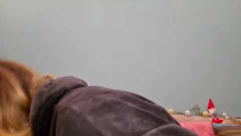 Snapshot of lanaangeldream chatting on February 2026 03:35:02 AM Lana online show from February 2026 03:35:02 AM