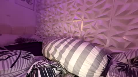 Lana online show from May 2026 06:19:02 AM
