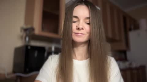 Lana online show from December 2024 11:19:01 PM