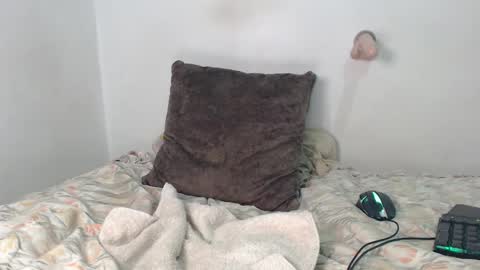 lanarave online show from January 2025 03:00:02 AM