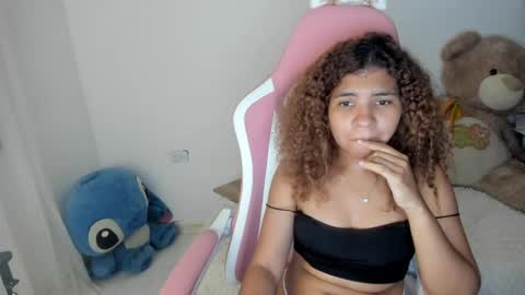 Snapshot of lanarouse1 chatting on March 2025 05:22:02 AM Lana online show from March 2025 05:22:02 AM