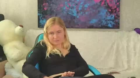 Snapshot of lanavismith chatting on November 2025 06:56:02 AM LanaviSmith online show from November 2025 06:56:02 AM