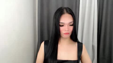 Snapshot of lanawyatt_ chatting on November 2025 06:19:01 PM lanawyatt_ online show from November 2025 06:19:01 PM