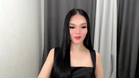 Snapshot of lanawyatt_ chatting on November 2025 01:33:01 PM lanawyatt_ online show from November 2025 01:33:01 PM