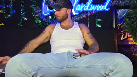 Snapshot of lancehardwood222 chatting on November 2025 01:15:02 AM LANCE online show from November 2025 01:15:02 AM