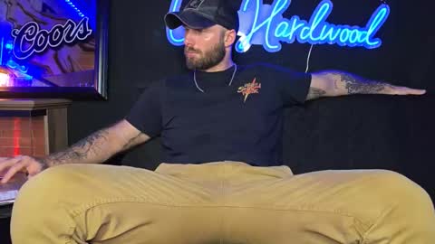 Snapshot of lancehardwood222 chatting on January 2026 01:22:01 AM LANCE online show from January 2026 01:22:01 AM