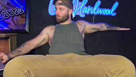 Snapshot of lancehardwood222 chatting on January 2026 01:21:02 AM LANCE online show from January 2026 01:21:02 AM