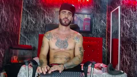 Snapshot of lancelot_benwick chatting on February 2025 08:40:02 AM Lancelot Benwick online show from February 2025 08:40:02 AM