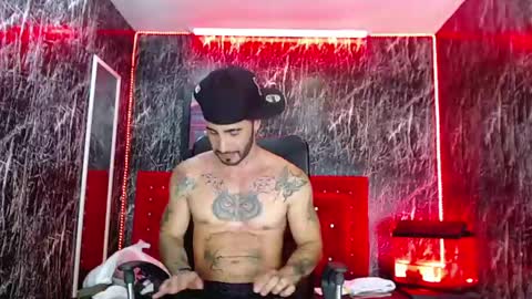 Snapshot of lancelot_benwick chatting on March 2025 12:22:02 AM Lancelot Benwick online show from March 2025 12:22:02 AM