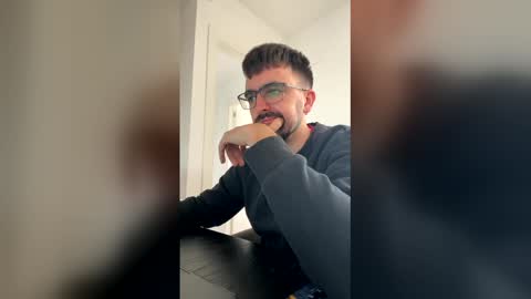 lander920612 online show from February 2026 09:21:02 AM