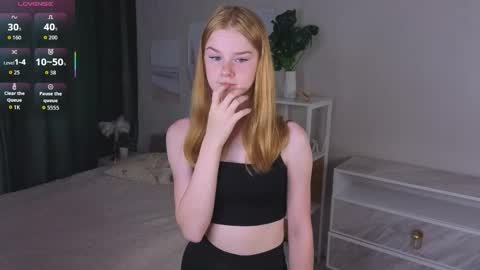 Hello everyone Im Gena online show from June 2026 01:21:02 AM