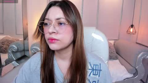 Lanna online show from September 2025 11:43:01 AM