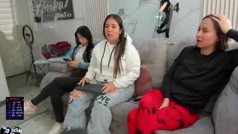 lanna_as online show from January 2026 01:15:01 PM