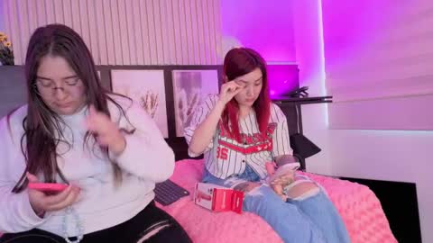lanna_as online show from April 2026 09:08:01 PM