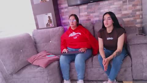 lanna_as online show from July 2026 06:45:02 PM