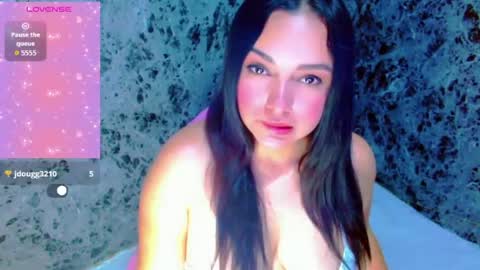 Lanna online show from June 2026 01:14:01 PM