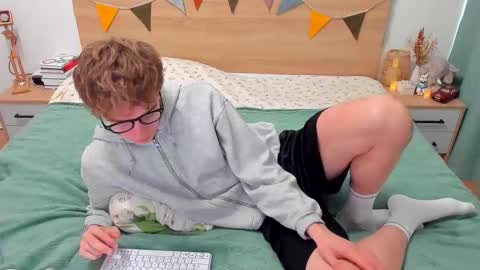 Fandi online show from October 2025 07:27:01 AM