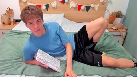 Fandi online show from November 2025 07:24:02 AM