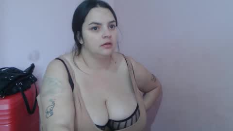 Snapshot of lantti chatting on November 2025 08:37:02 AM lantti online show from November 2025 08:37:02 AM