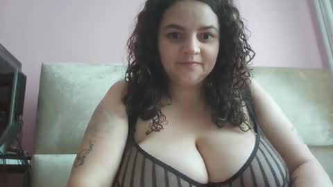 Snapshot of lantti chatting on January 2026 07:55:01 AM lantti online show from January 2026 07:55:01 AM