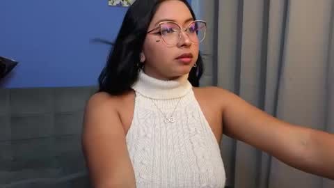 Lara  online show from July 2026 11:07:01 PM