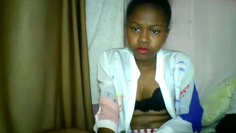 lara_belle online show from May 2026 01:02:04 AM